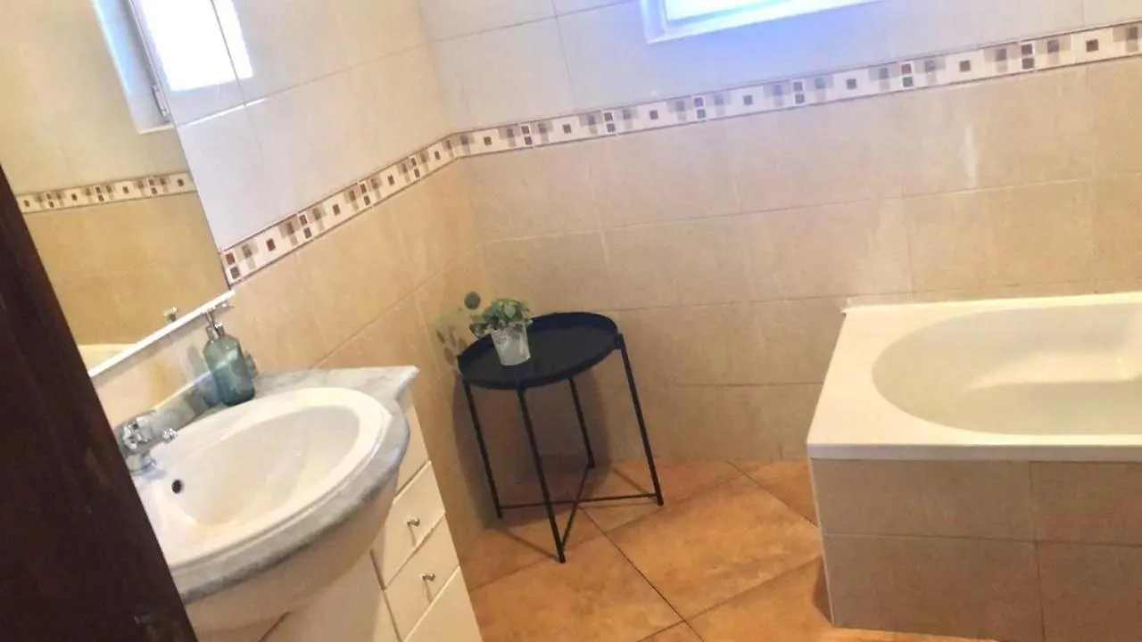 Апартаменты Beautiful Penthouse Two Bed Roof Албуфейра